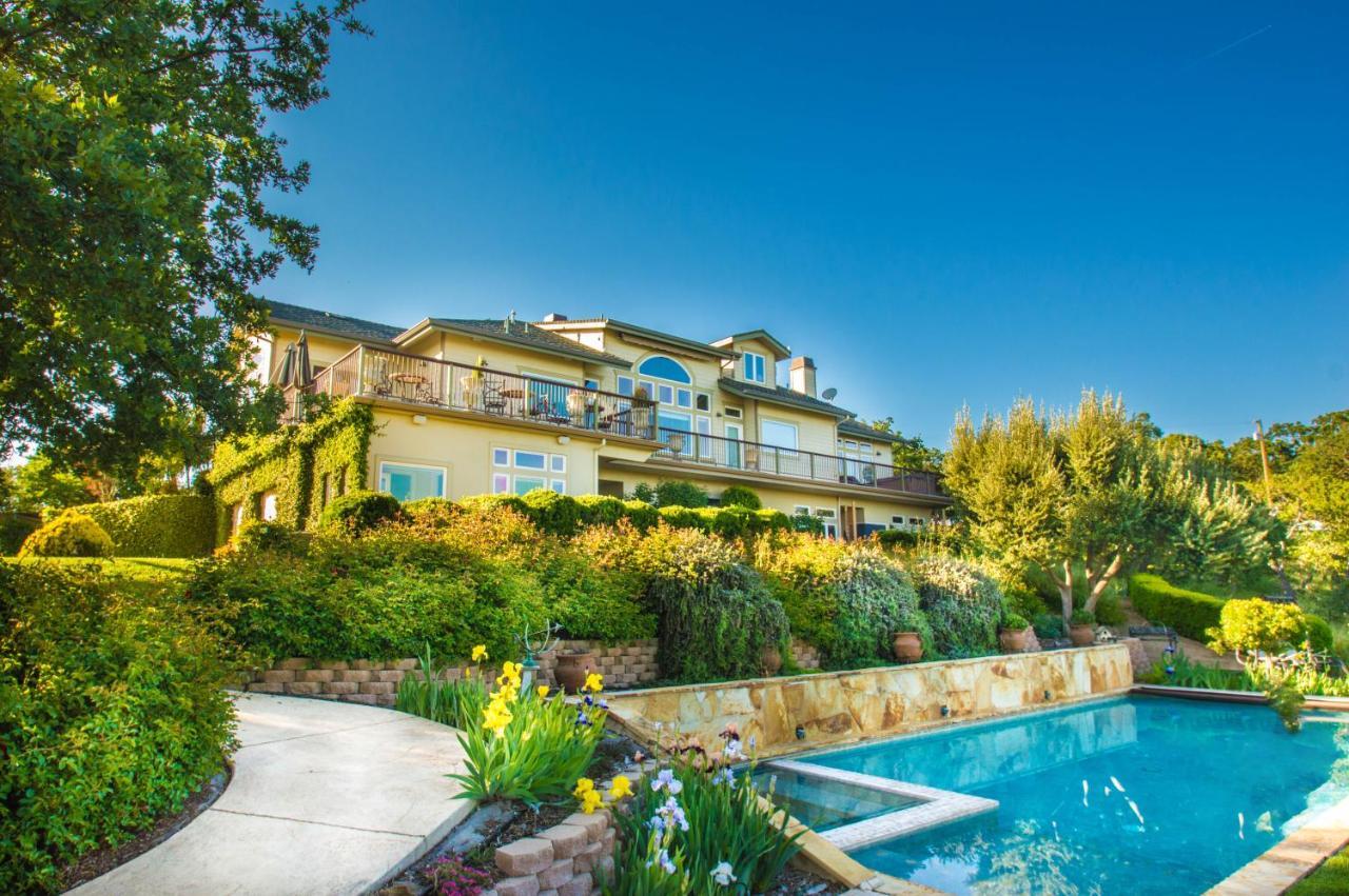 مبيت وإفطار باسو روبليس، سان لويس أوبيسبو، كاليفورنيا High Ridge Manor المظهر الخارجي الصورة